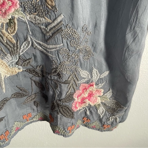 RARE - Johnny Was Mari Gray Embroidered Top - GUC style C14819-9 - Picture 7 of 14